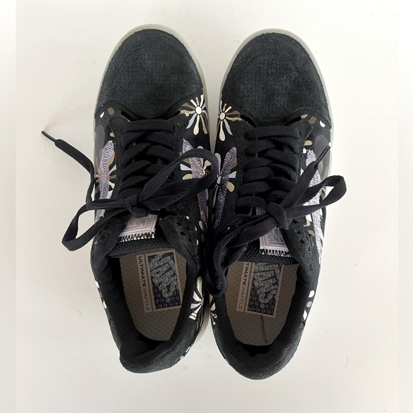 Vans Evdnt Ultimate Waffle Divine Floral Black, size 7.5 - Picture 3 of 11